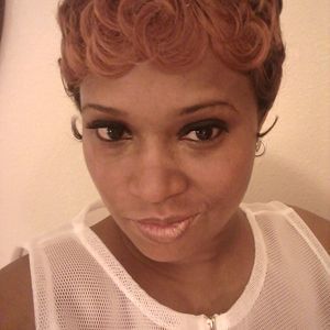 Meet your Posher, Katrena